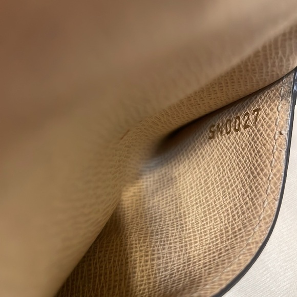 Louis Vuitton Compact Wallet - Picture 9 of 9